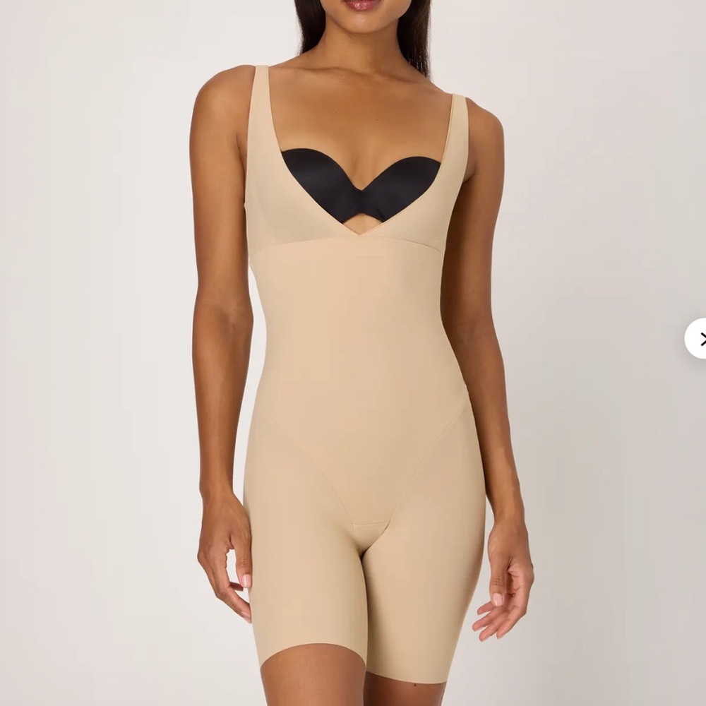 Maidenform flexees shapewear bodysuit  onesie tan L